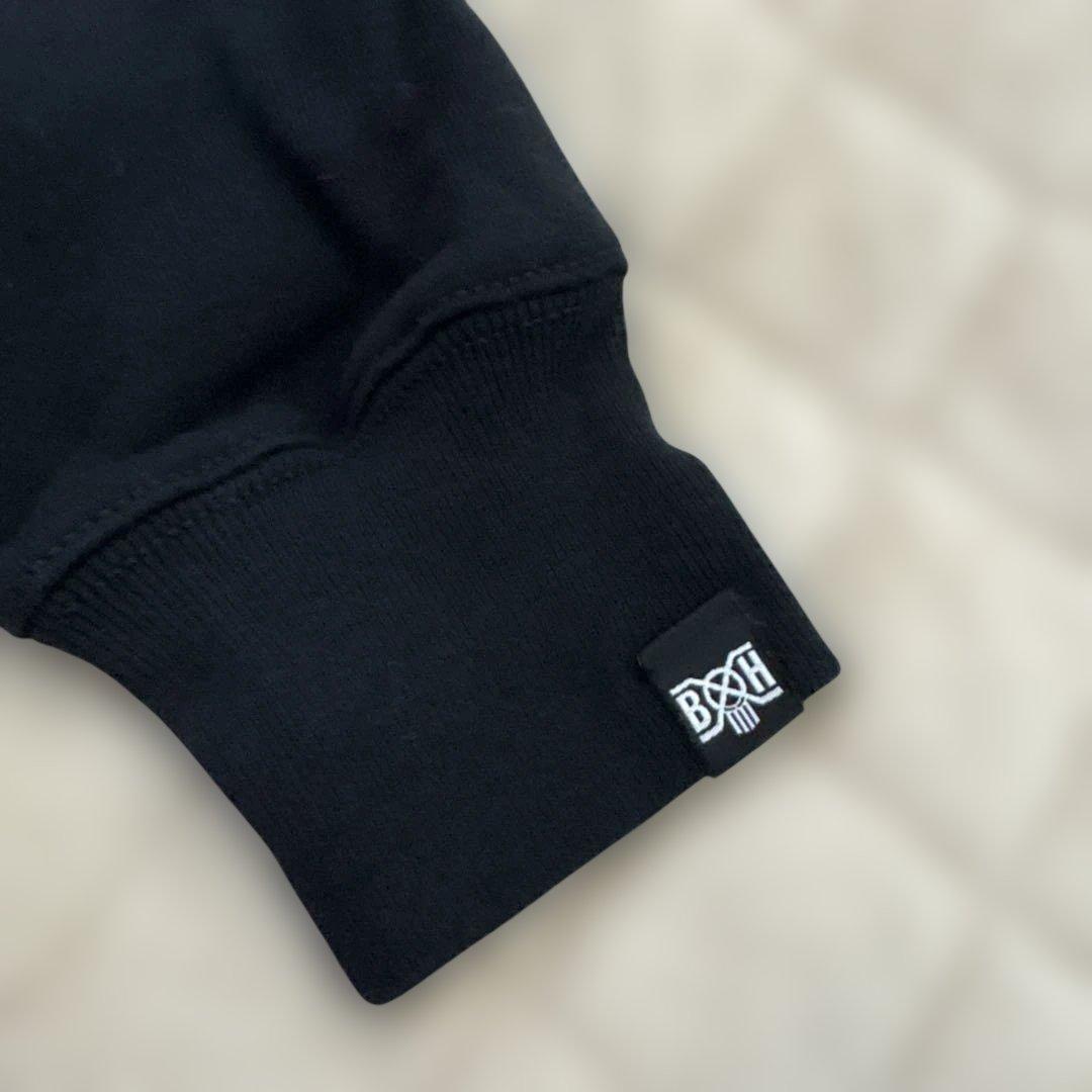 バウンティハンター　ブラック グラフィックプリント スウェット