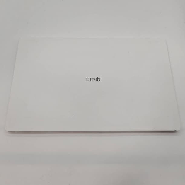 超軽量 LG gram 第8世代i5 フルHD 15 8GB SSD256GB