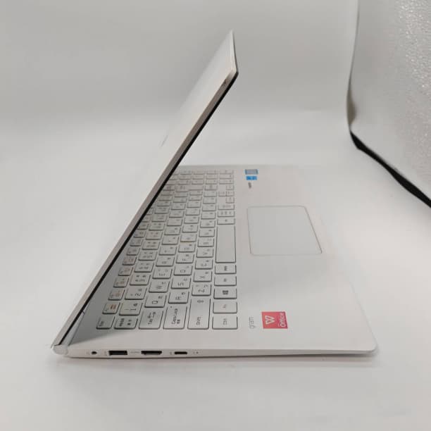 超軽量 LG gram 第8世代i5 フルHD 15 8GB SSD256GB