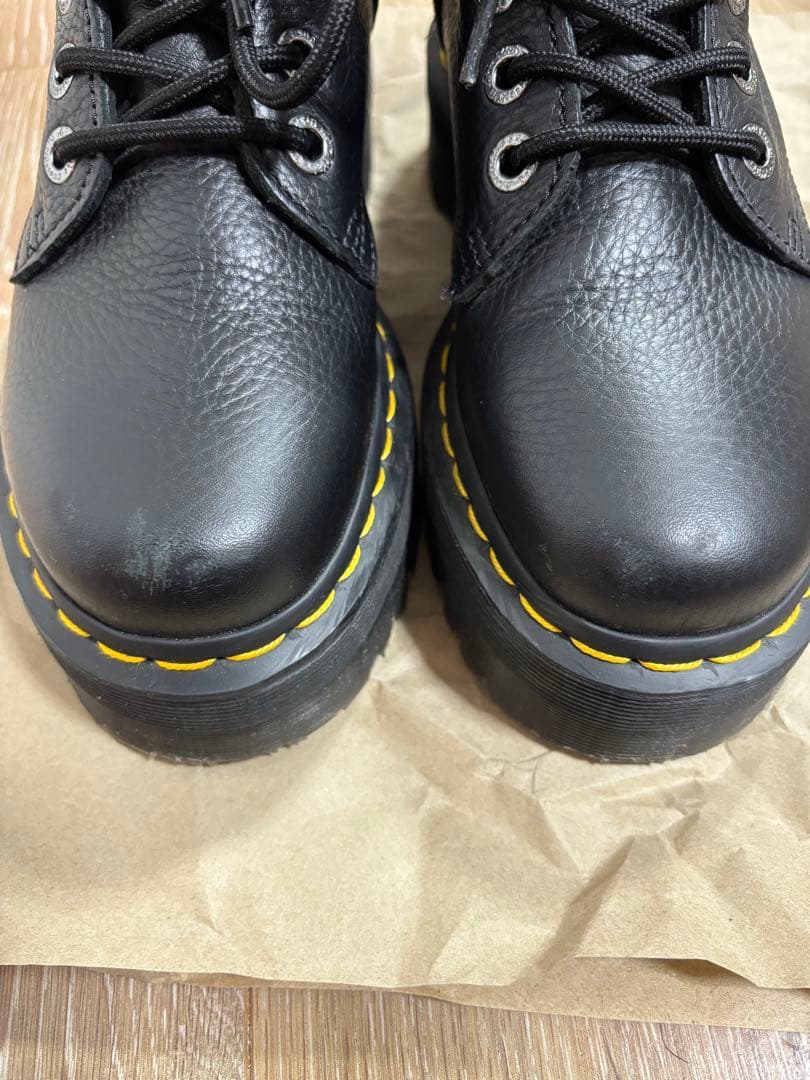 Dr.Martens JADON PISA 8ホール 定価37400円　23cm