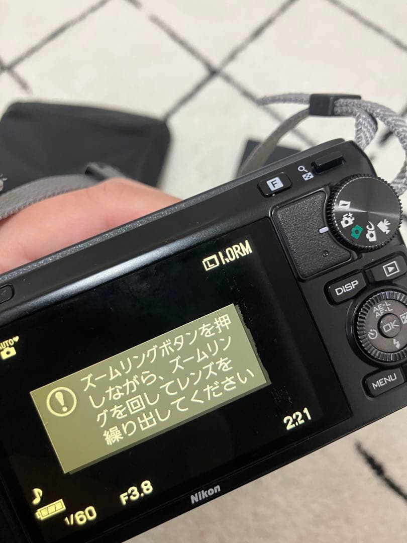 【訳あり】　ジャンク品　Nikon デジタル一眼レフカメラ