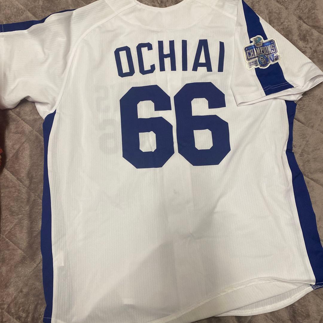 中日ドラゴンズ 落合博満　66 レプリカユニフォーム　V2優勝記念ワッペン入り