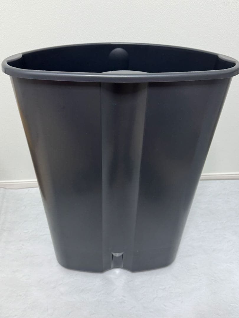 【ブラバンシア】タッチビン ホワイト 40リットル