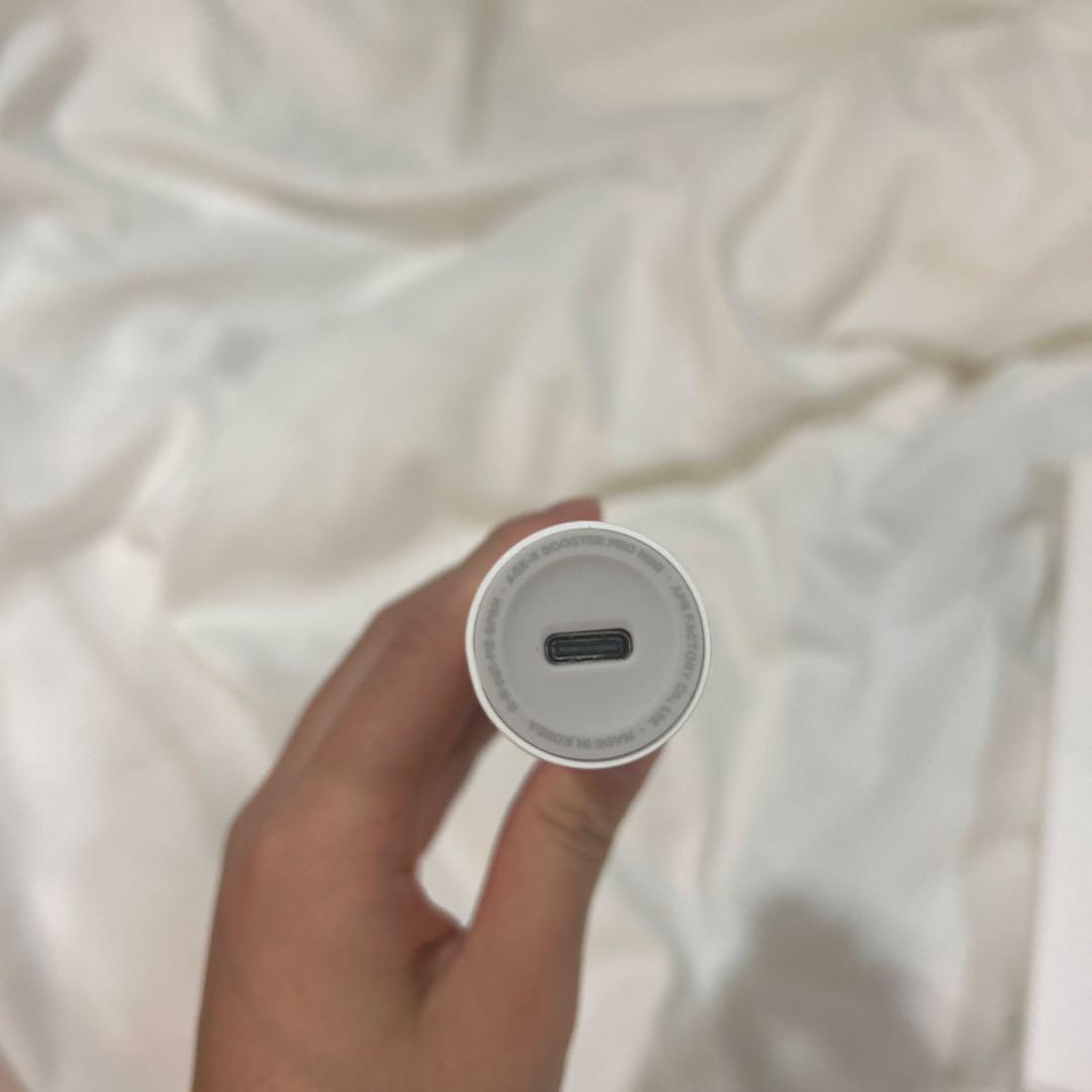 メディキューブ プースタプロ ミニ 美顔器 ホワイト 白