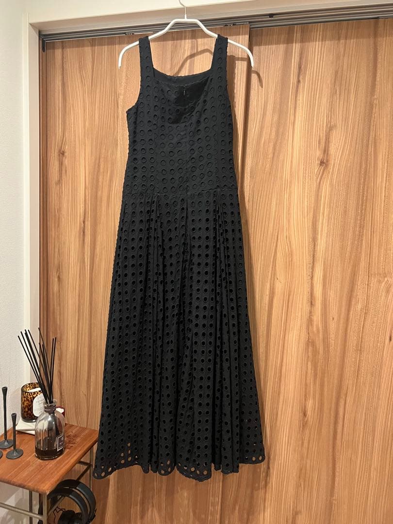 【美品】24SS CLANE HOLE DOT ONEPIECE