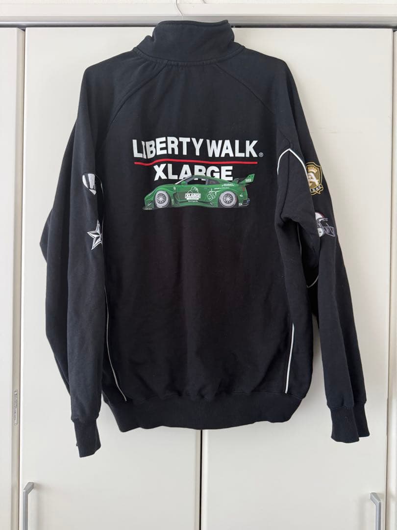 LIBERTY WALK XLARGE ジップアップスウェット
