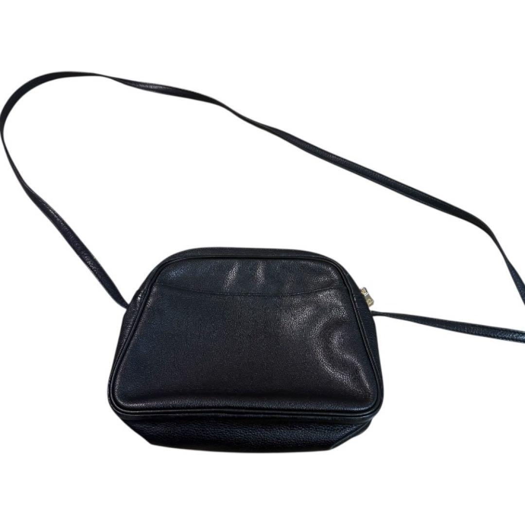 【美品】LONGCHAMP ブラックレザー ショルダーバッグ　斜めがけバッグ