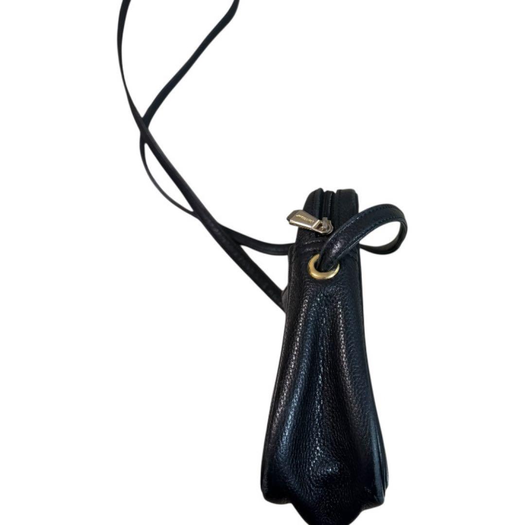 【美品】LONGCHAMP ブラックレザー ショルダーバッグ　斜めがけバッグ