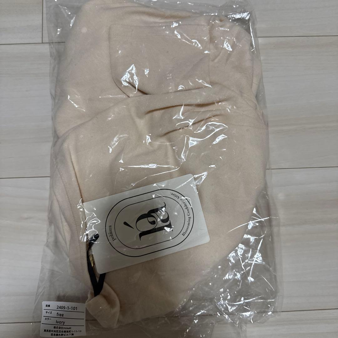 新品poláuraアシンメトリードレープロングスリーブトップス　ivory