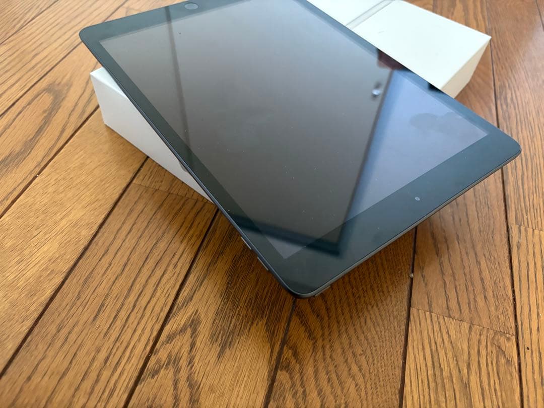 Apple Ipad 第8世代 32GB バテッリー容量90%