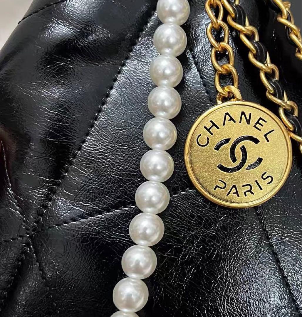 CHANEL ノベルティ チェーンバッグ パール ポーチ付き　箱付き