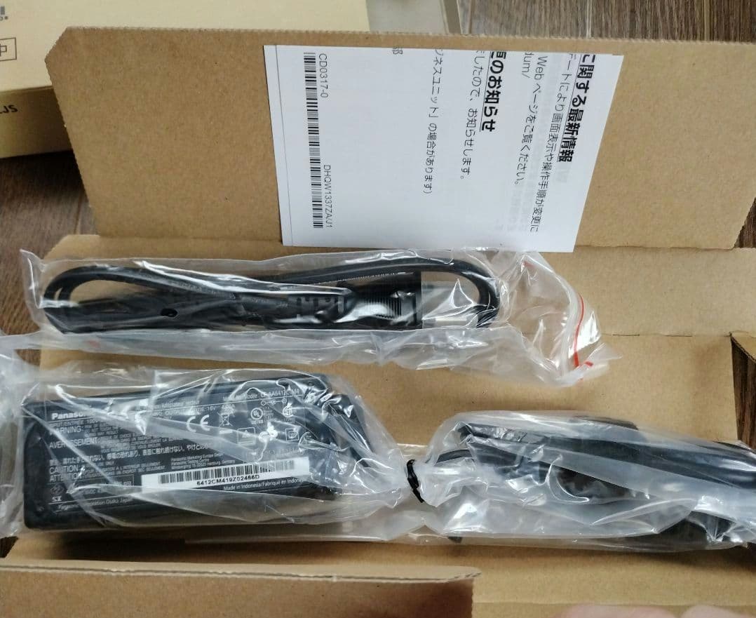 パナソニック　ACアダプター CF−AA6412CJS