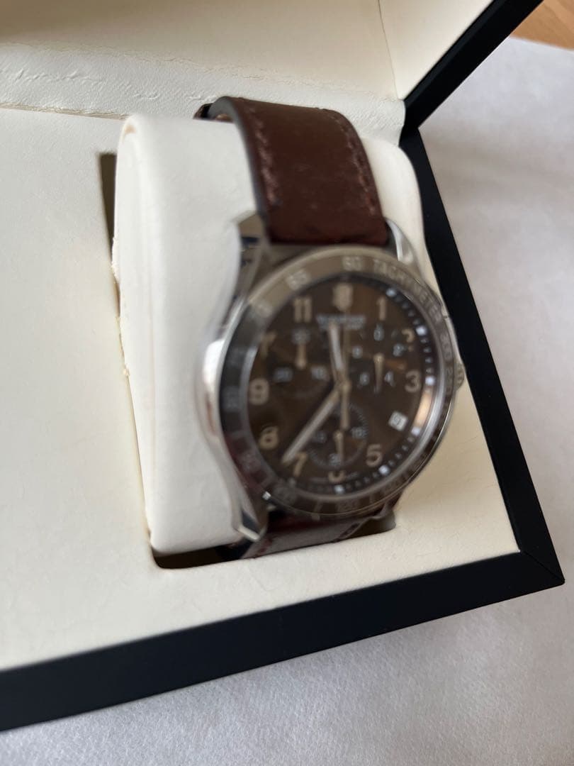 【希少】Victorinox Swiss Army ブラウンクロノグラフ