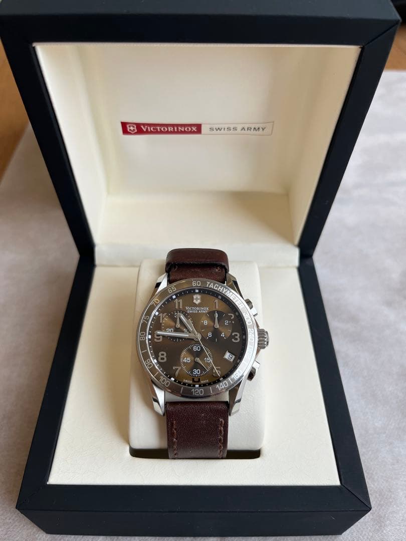 【希少】Victorinox Swiss Army ブラウンクロノグラフ