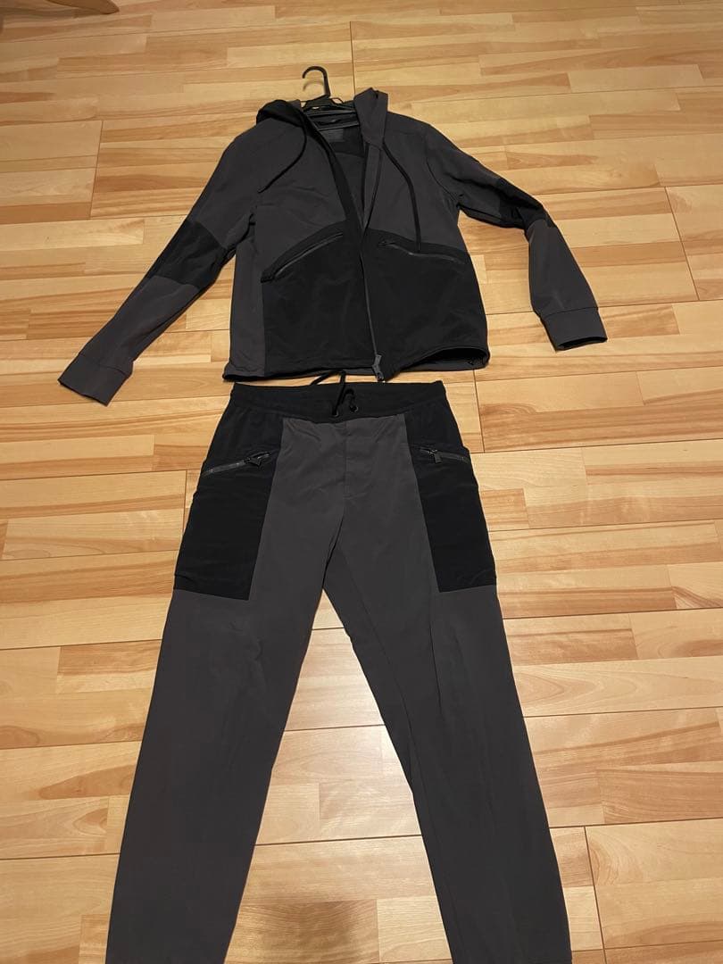 タトラス　ジャージ　セットアップ