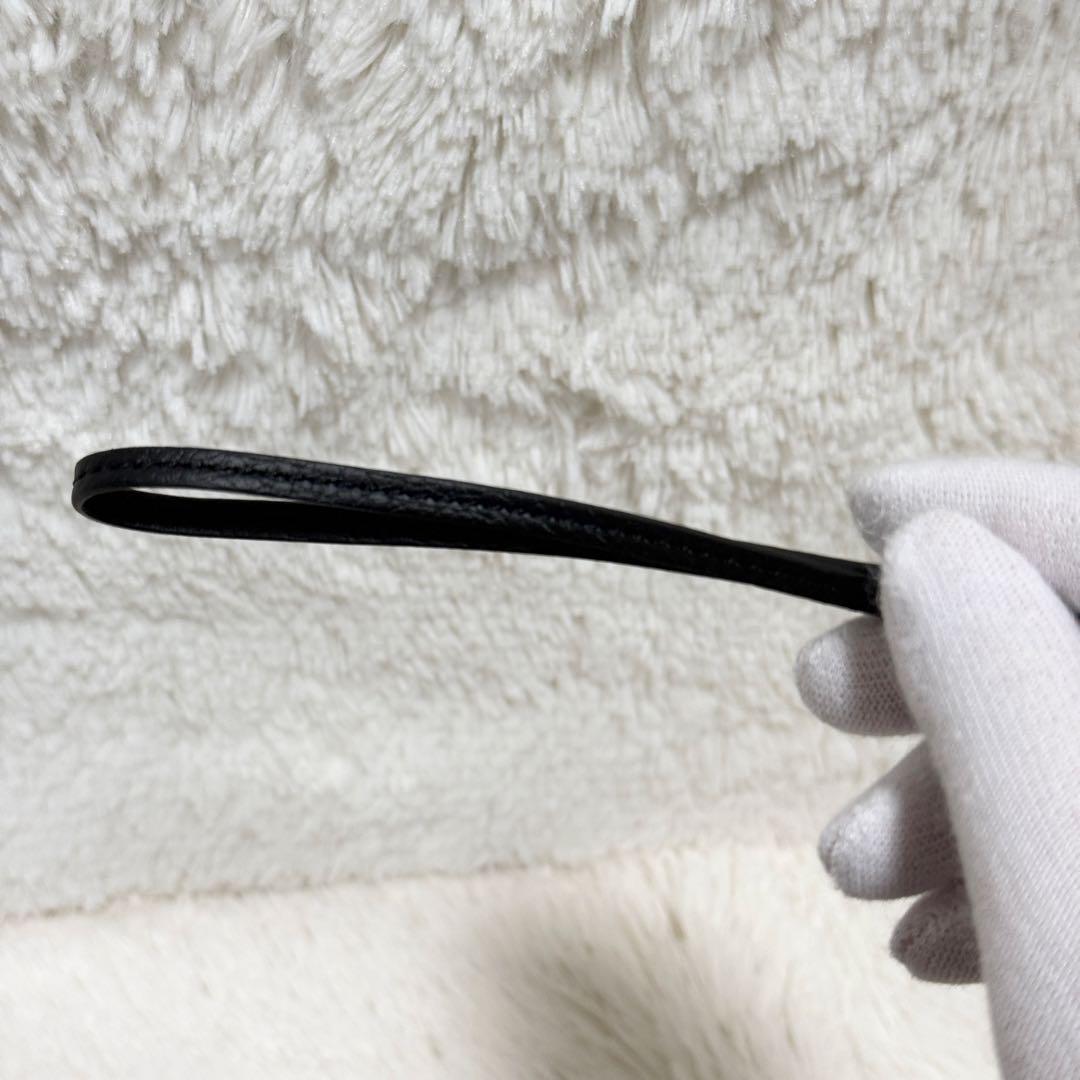 【未使用級】TOD'S アルファベット　バッグチャーム　キーホルダー