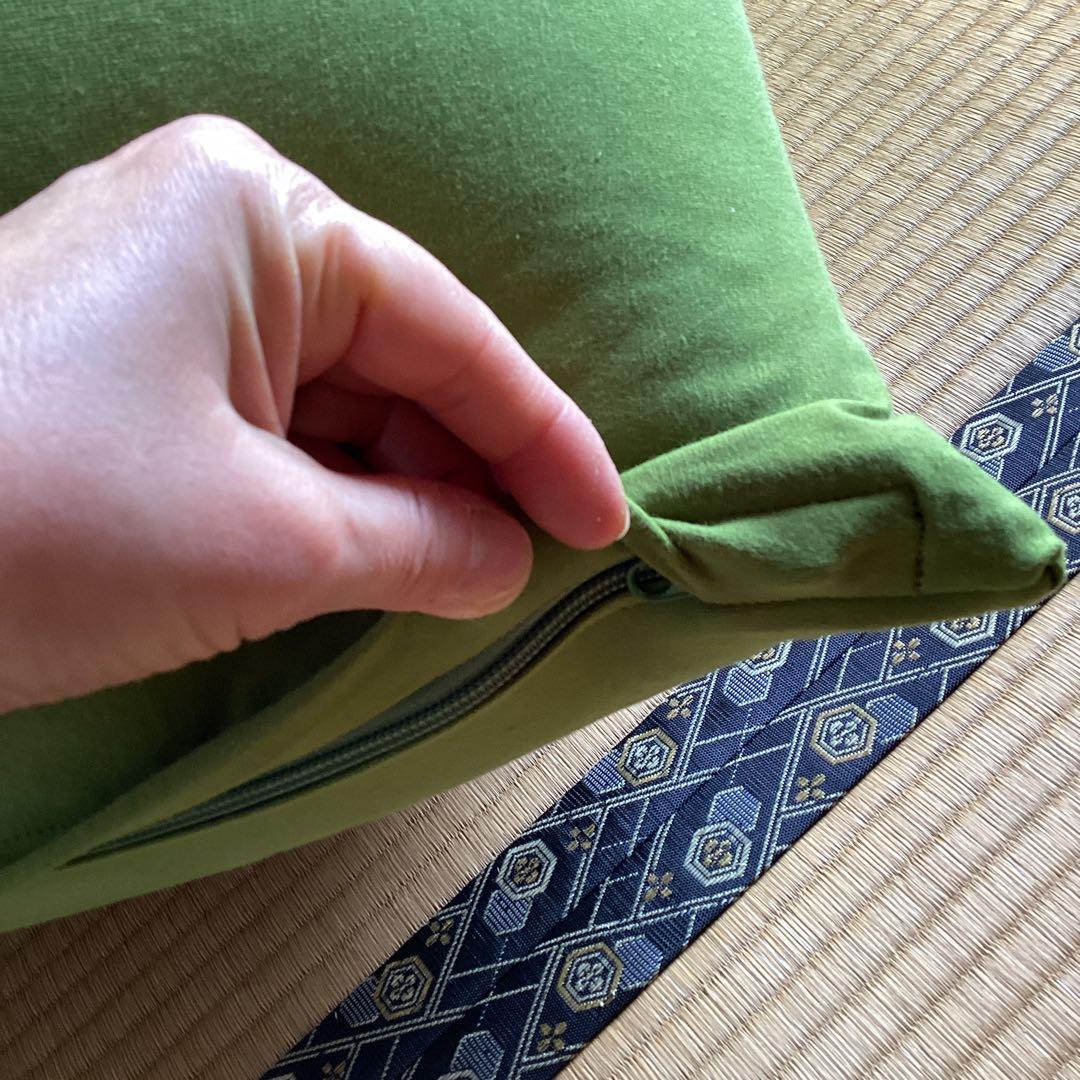 ヨギボー　Yogibo ピラミッド　75cm×75cm×65cm ライムグリーン