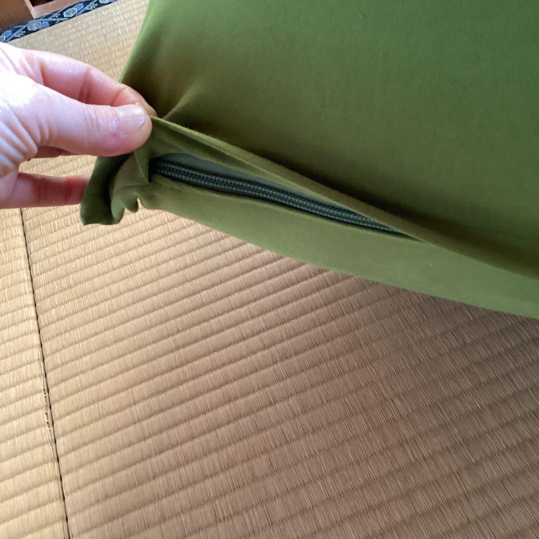 ヨギボー　Yogibo ピラミッド　75cm×75cm×65cm ライムグリーン