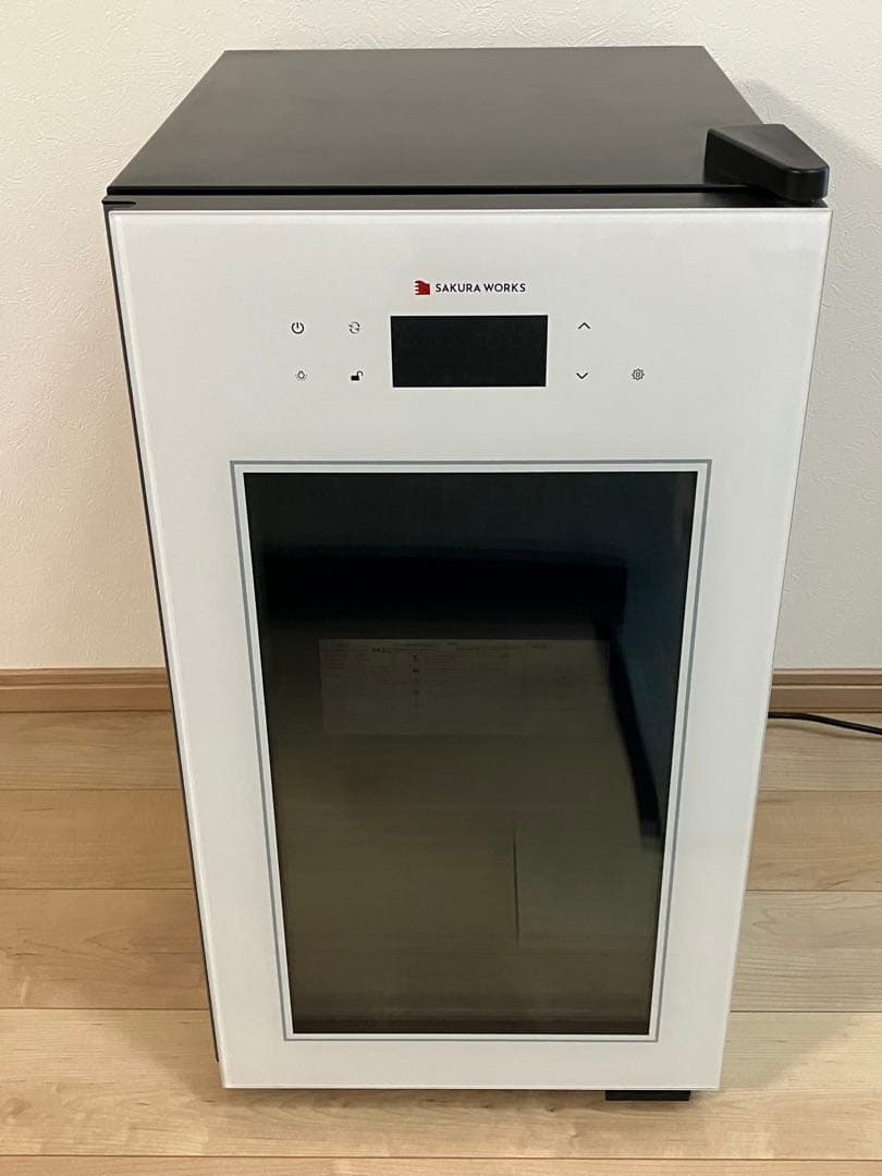 さくら製作所 低温冷蔵機能付きワインセラー SA22-W