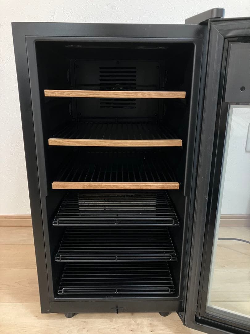 さくら製作所 低温冷蔵機能付きワインセラー SA22-W