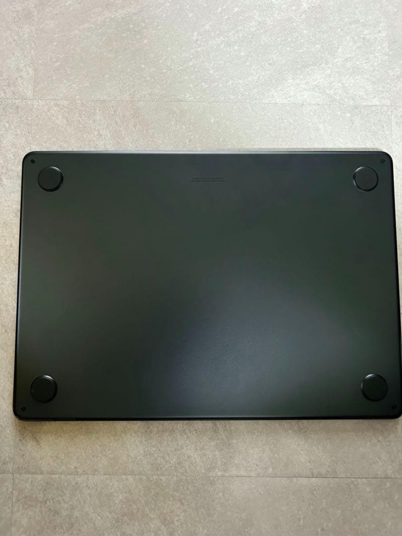 MacBook本体 Apple MacBook Air M2 16GB 512GB