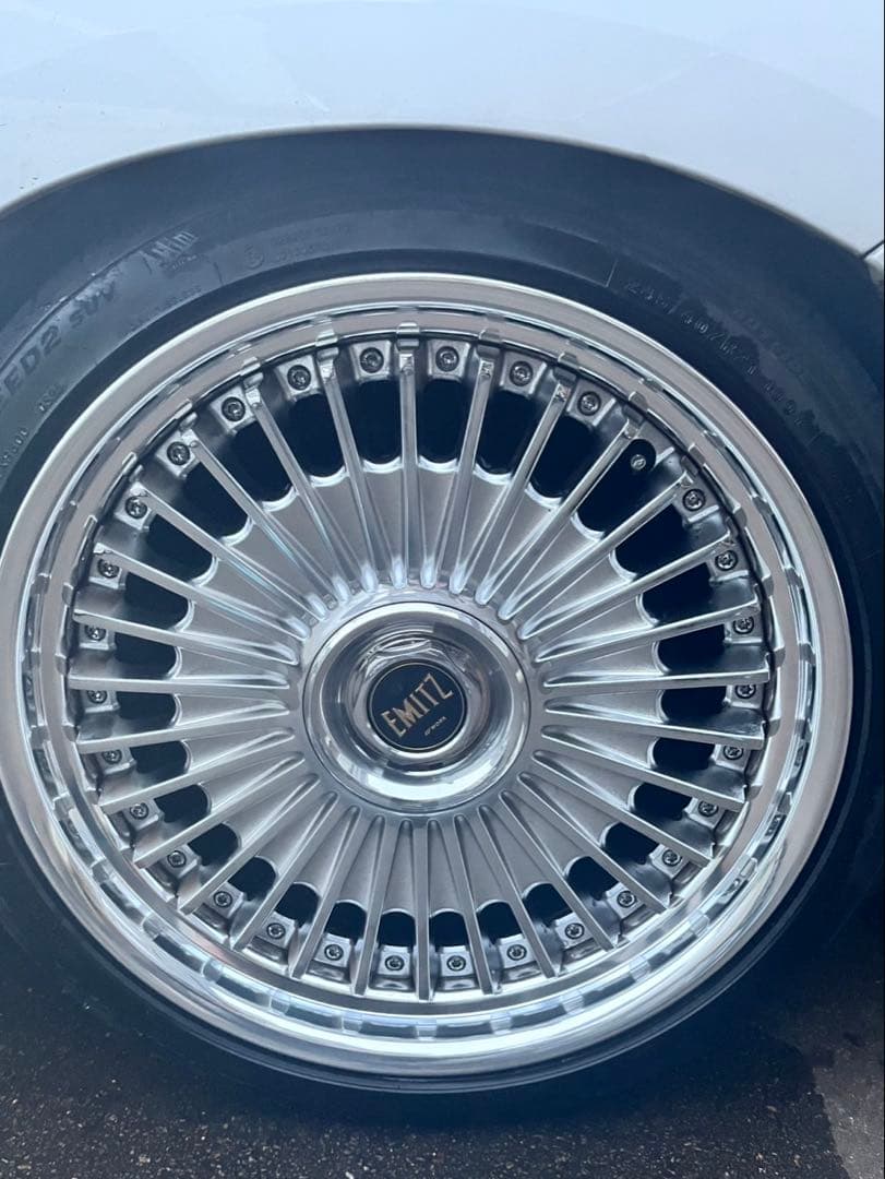 voxy EMITZ 21インチ メッシュホイール