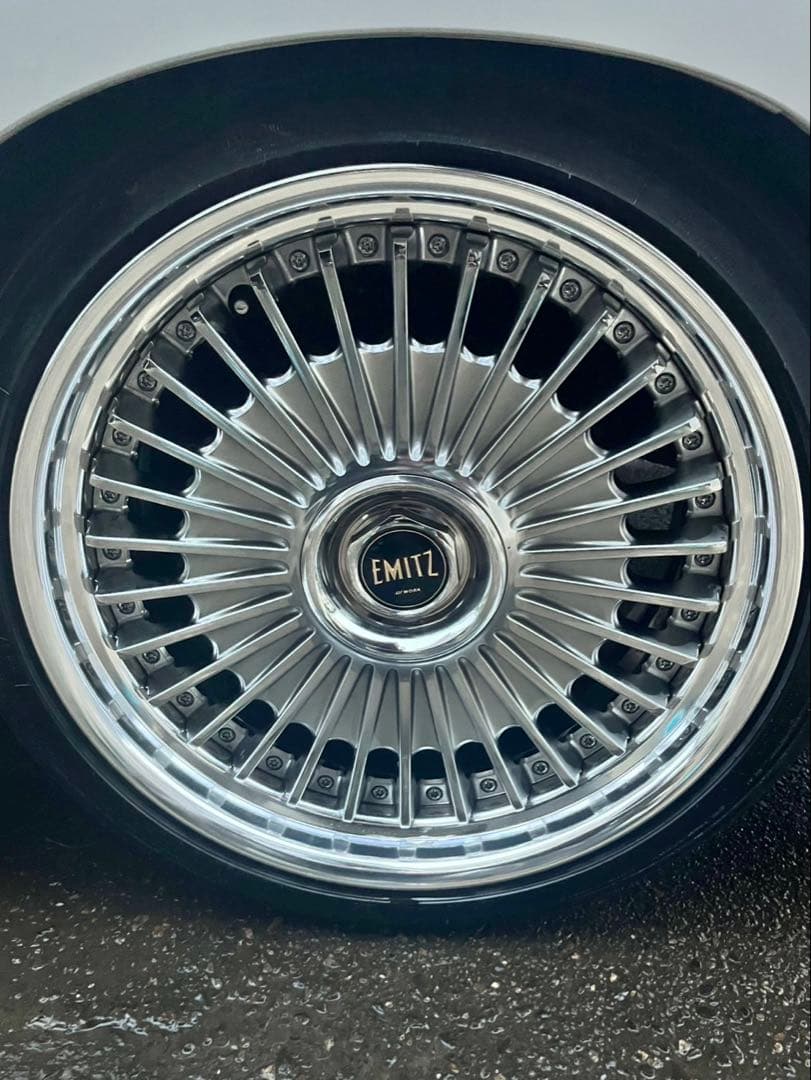 voxy EMITZ 21インチ メッシュホイール