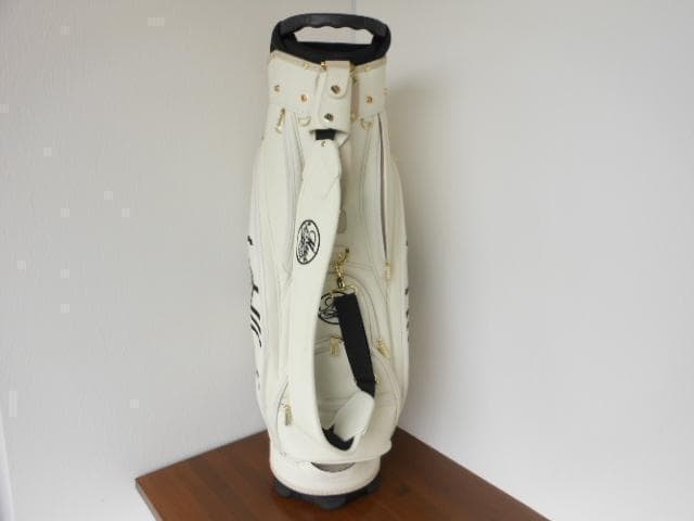 M・Uスポーツ　キャンバス風キャディバッグ　アイボリー　63,800円