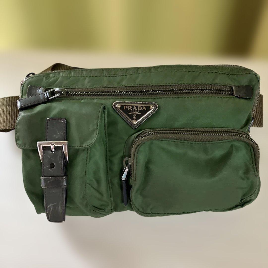 PRADA グリーン ウエストポーチ