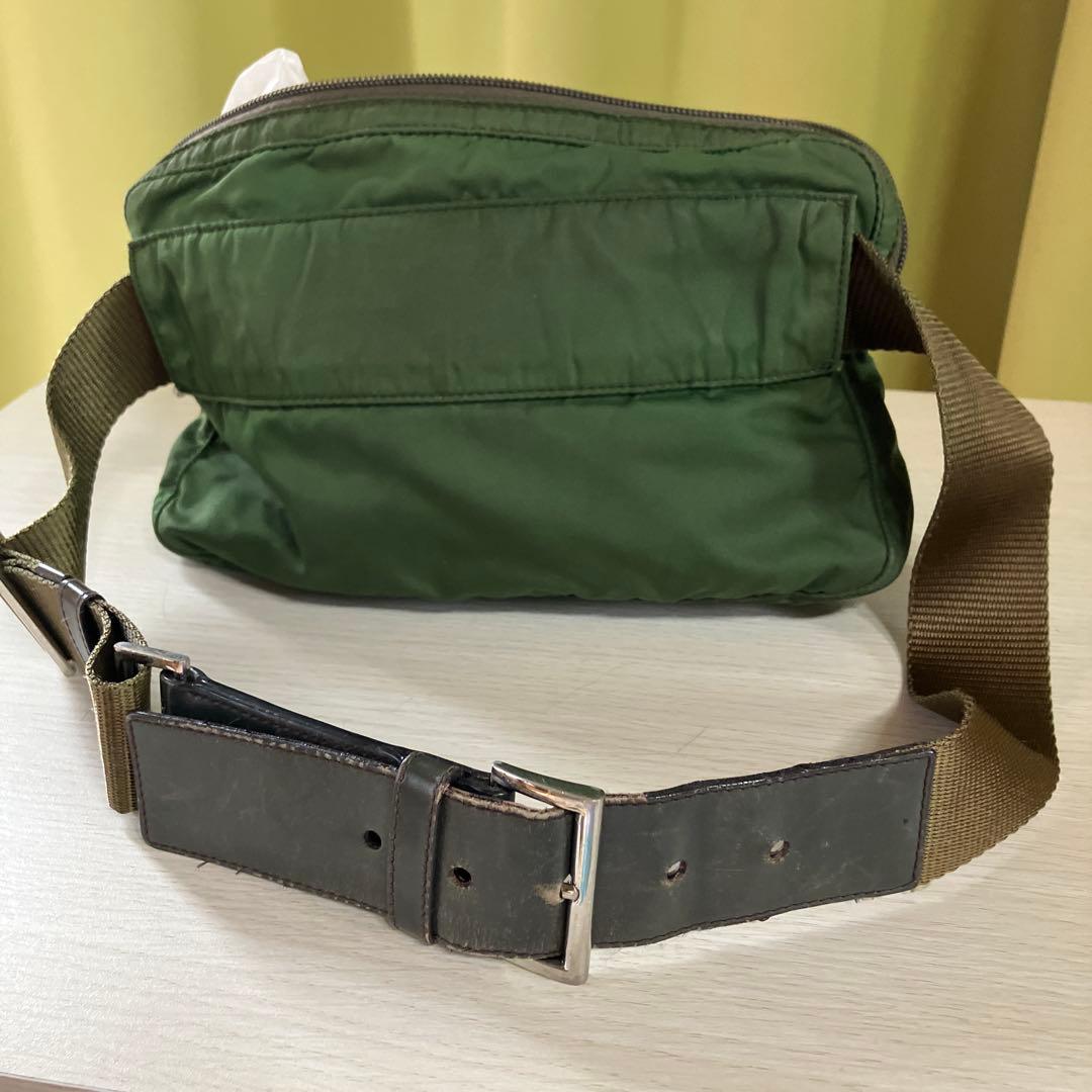 PRADA グリーン ウエストポーチ