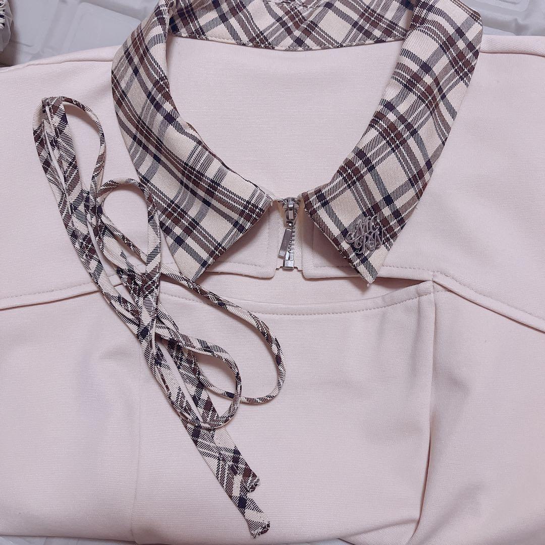 ミシェルマカロン 襟付きミニジップトップス