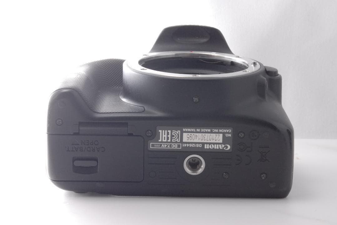 Canon Kiss X7⭐小型軽量⭐レンズセット⭐初心者おすすめ！