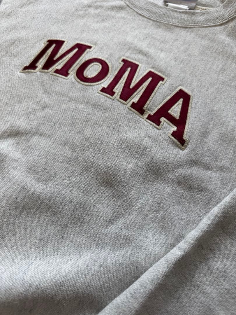 moma Ｍサイズ　美品