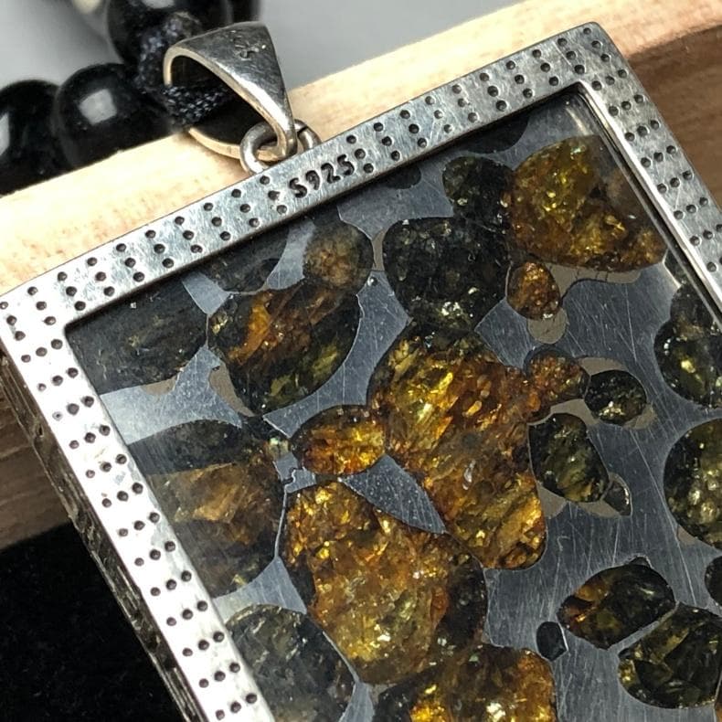 パラサイト隕石 　ペンダント　石鉄隕石　セリコ隕石 925銀