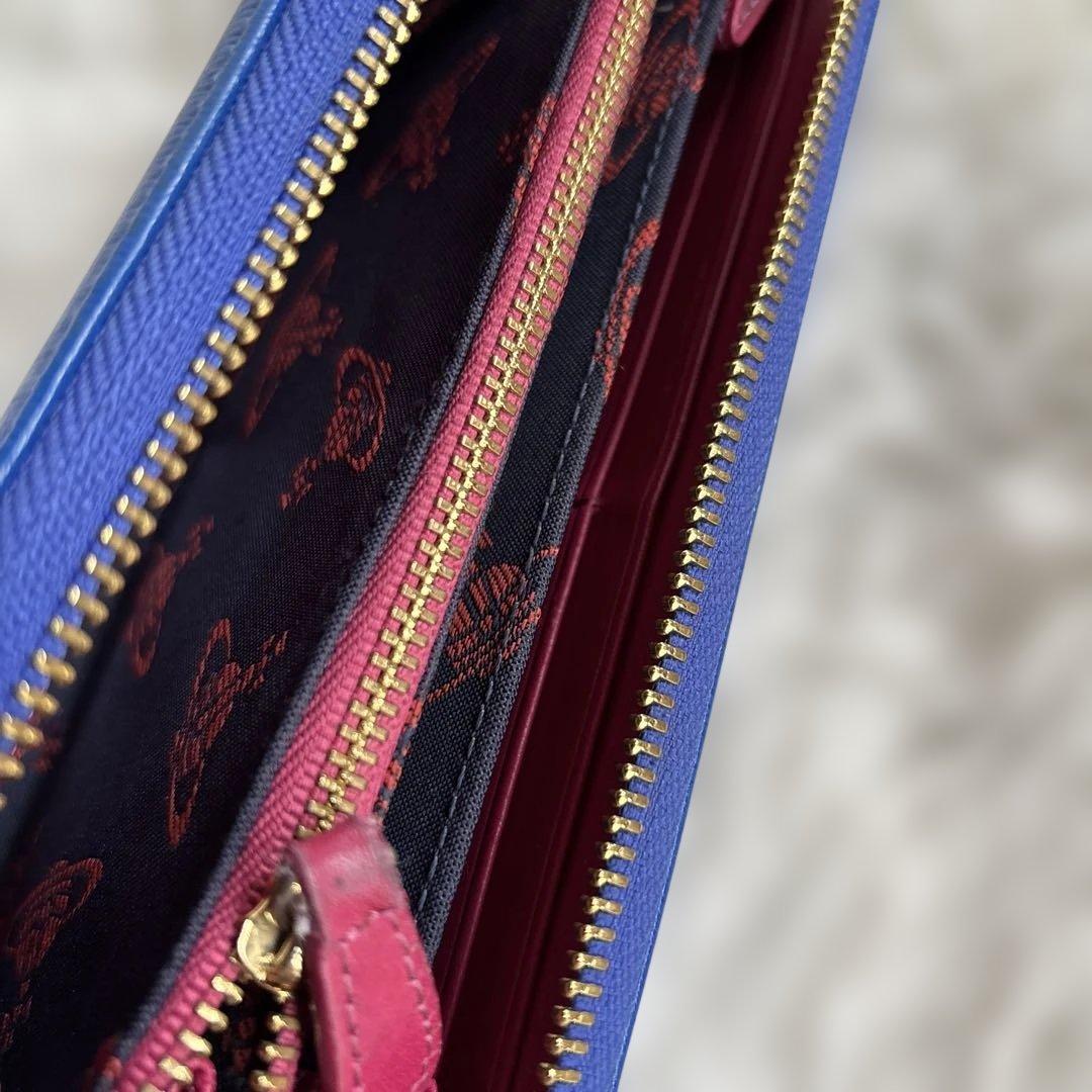 り*♡様 ヴィヴィアン・ウエストウッド　青の長財布 ジッパー　中古　まだまだ使え