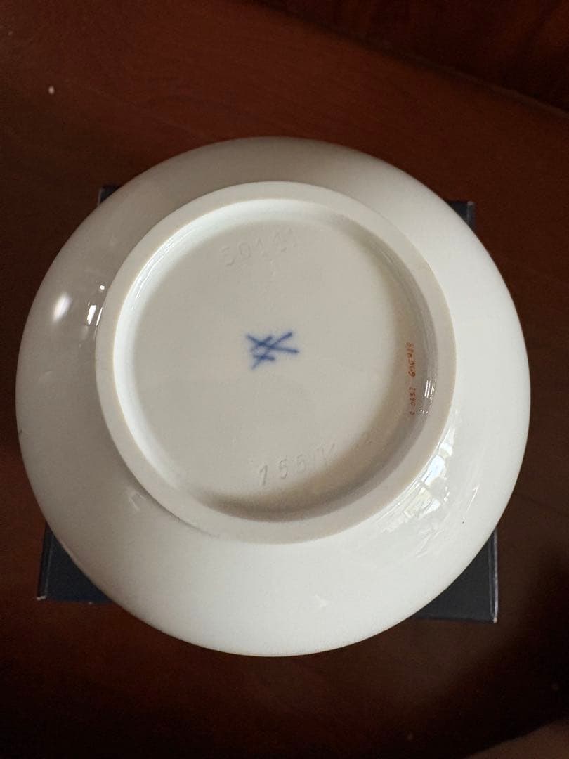 【新品未使用・箱入り】マイセン 花瓶（バイオリン奏者）Meissen Vase