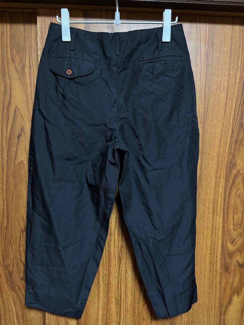 【新品】コムデギャルソンオムプリュス エステルツイル製品染加工 2タックパンツ