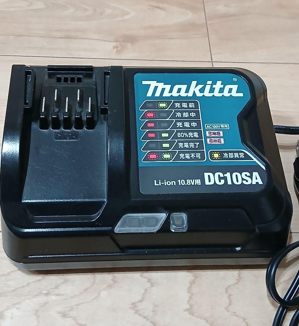 マキタコードレス掃除機　バッテリー&充電器/紙パック29枚