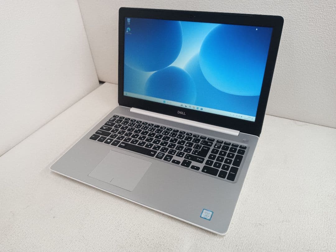 ∉ DELL Inspiron 5570 ストレージ無