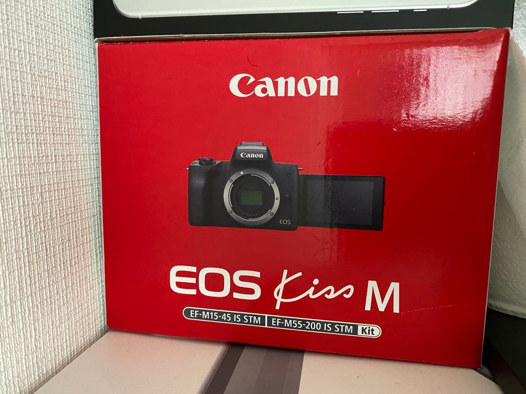 Canon EOS Kiss M ダブルズームキット