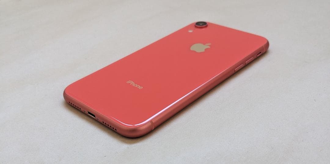 iPhone XR 128GB 85% SIMフリー 顔認証対応 コーラル