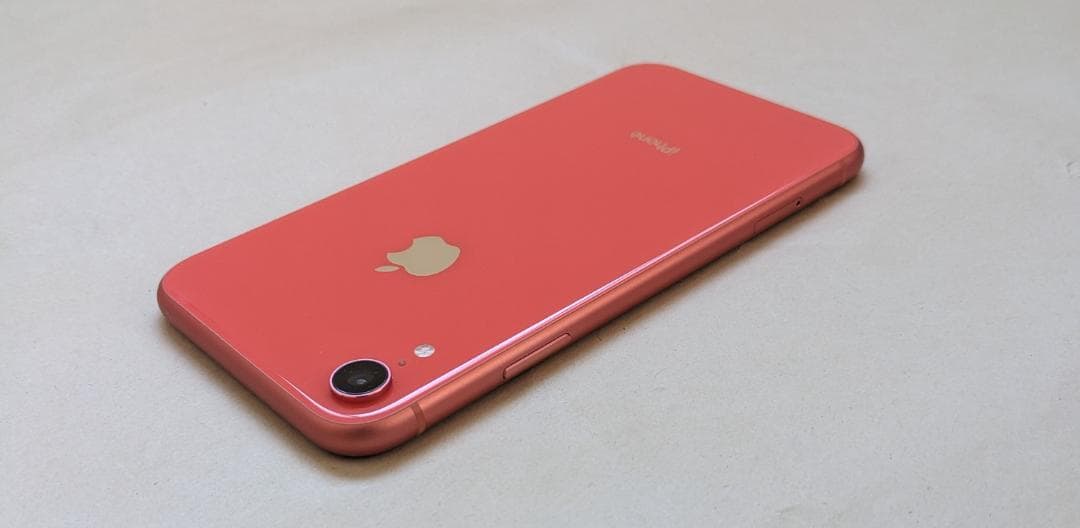 iPhone XR 128GB 85% SIMフリー 顔認証対応 コーラル