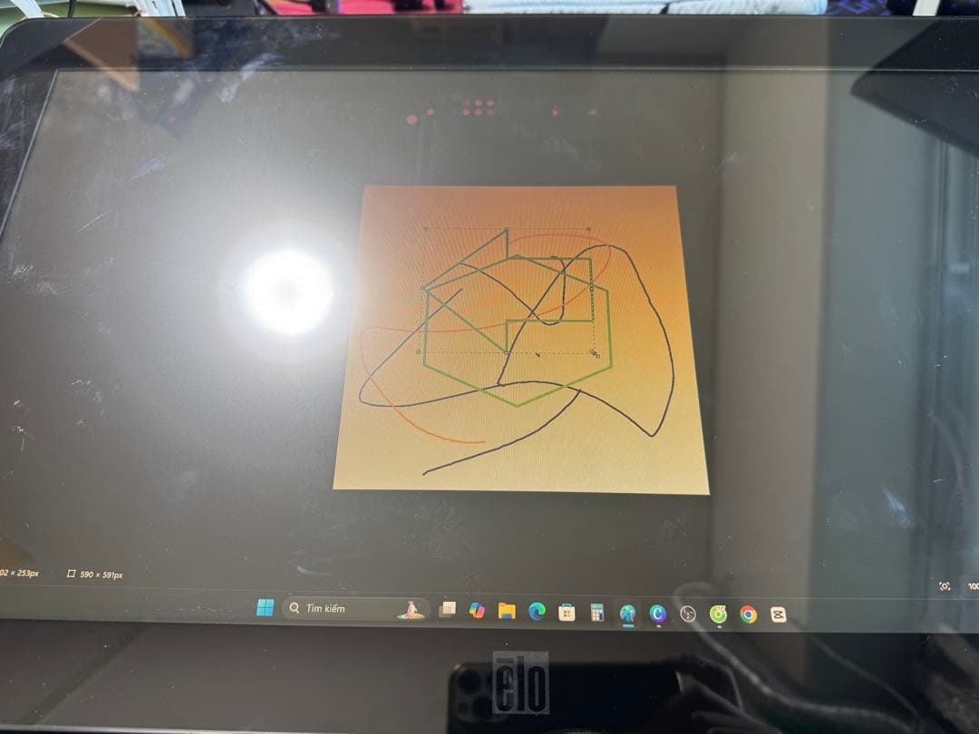 Elo touch タッチパネル、PCモニター