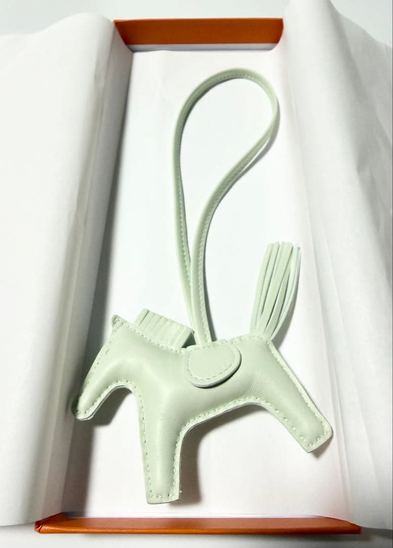 HERMES エルメス ロデオ チャーム 新品 25年11月 午年 1点のみ