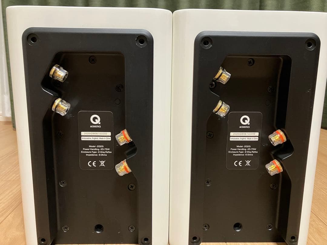 スピーカー・ウーファー Q Acoustics 2020i