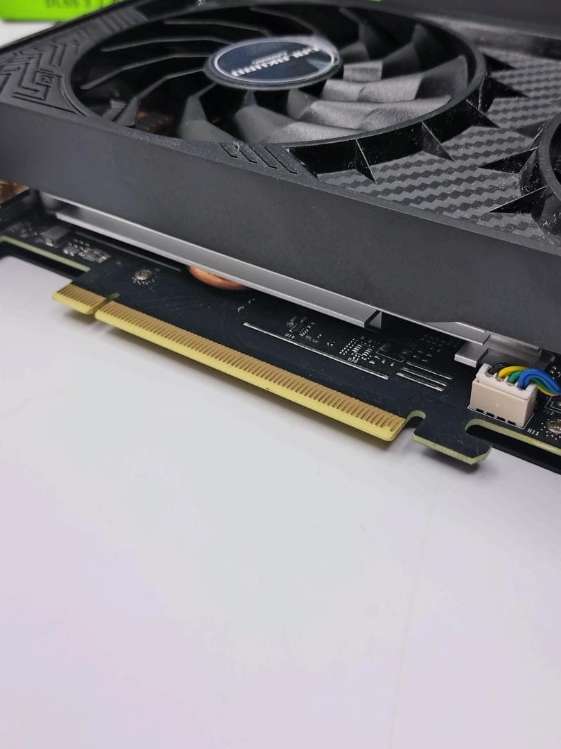 RXT4060 グラフィックボード GG-RTX4060-E8GB/OC/DF