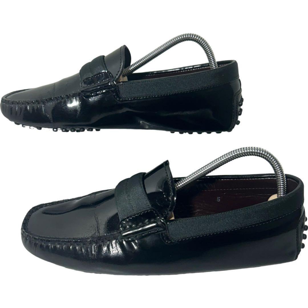 TOD'S エナメルドライビングシューズ　UK5