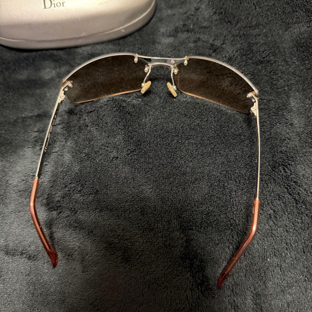dior YB7KHサングラス　リムレス　ディオール
