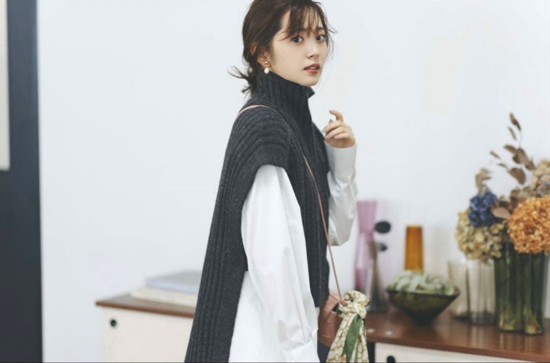 Apuweiser-riche 鈴木愛理コラボ ニットベスト シャツワンピース