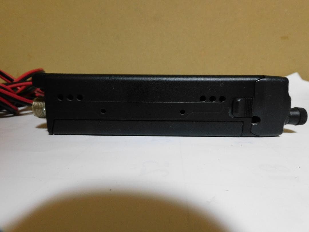 アイコム製アマチュア無線機IC-207　144/430MHz FM　20W　中古